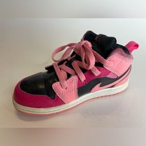 Nike Air Jordan 1 Mid TD Pink Black Size 10c Toddler